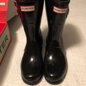 NWT Hunter Short Black Gloss Rain Boots